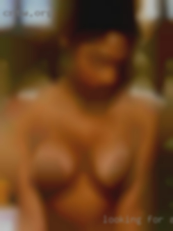 Looking for adult a wonderful singles sweet heart hey near Chamberlain SD.
